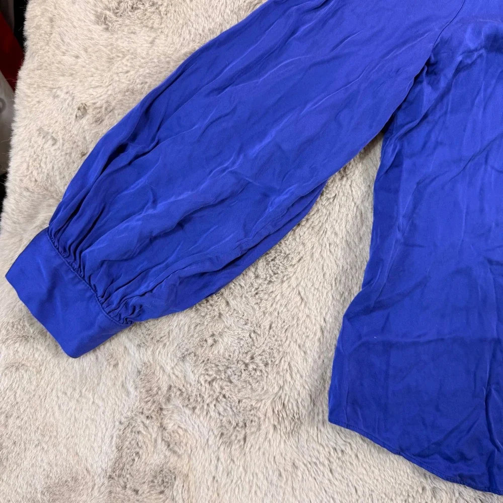 Chico's Size 3 (XL) Blue Ruffle Neck Long Sleeve Blouse Top Women's Career - Picture 9 of 9